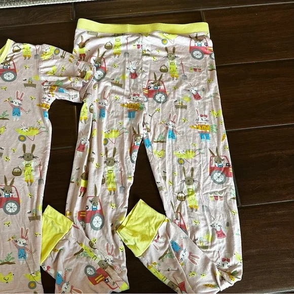 Little Sleepies Hop To It Easter PJ Set Size 9-10 - Picture 3 of 4